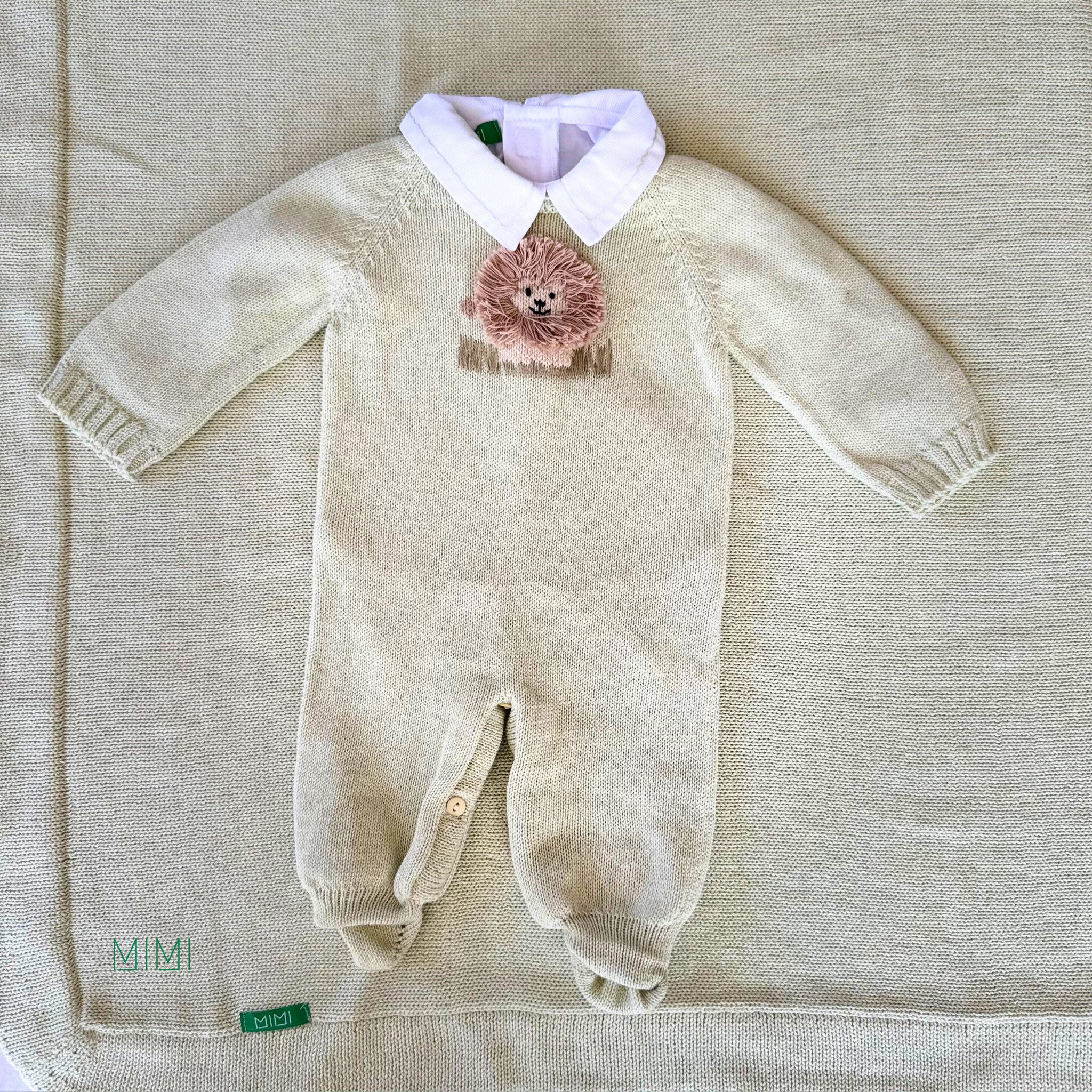 The lion long sleeved bundle